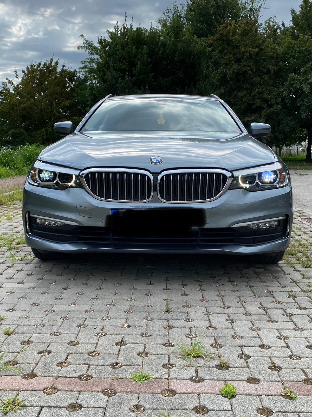 BMW 520d Touring XDrive Luxury 190cv auto