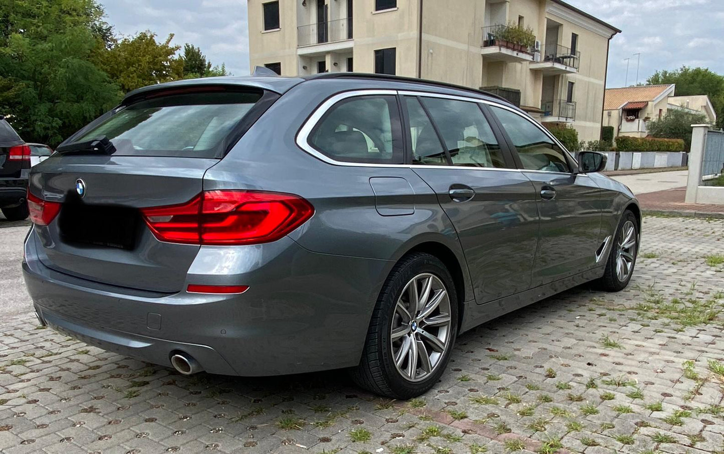 BMW 520d Touring XDrive Luxury 190cv auto