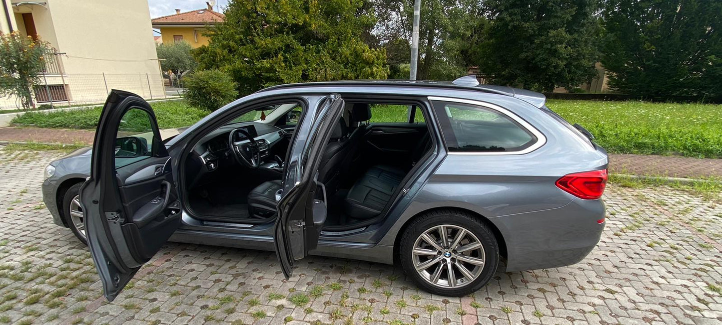 BMW 520d Touring XDrive Luxury 190cv auto