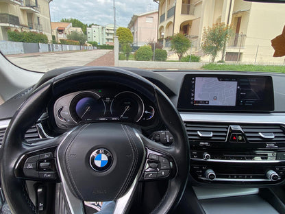 BMW 520d Touring XDrive Luxury 190cv auto