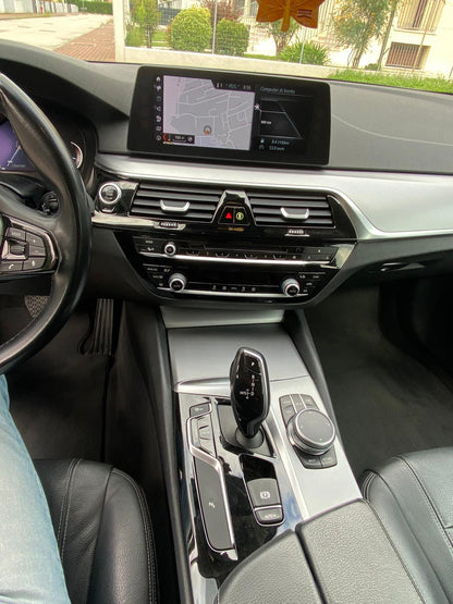 BMW 520d Touring XDrive Luxury 190cv auto