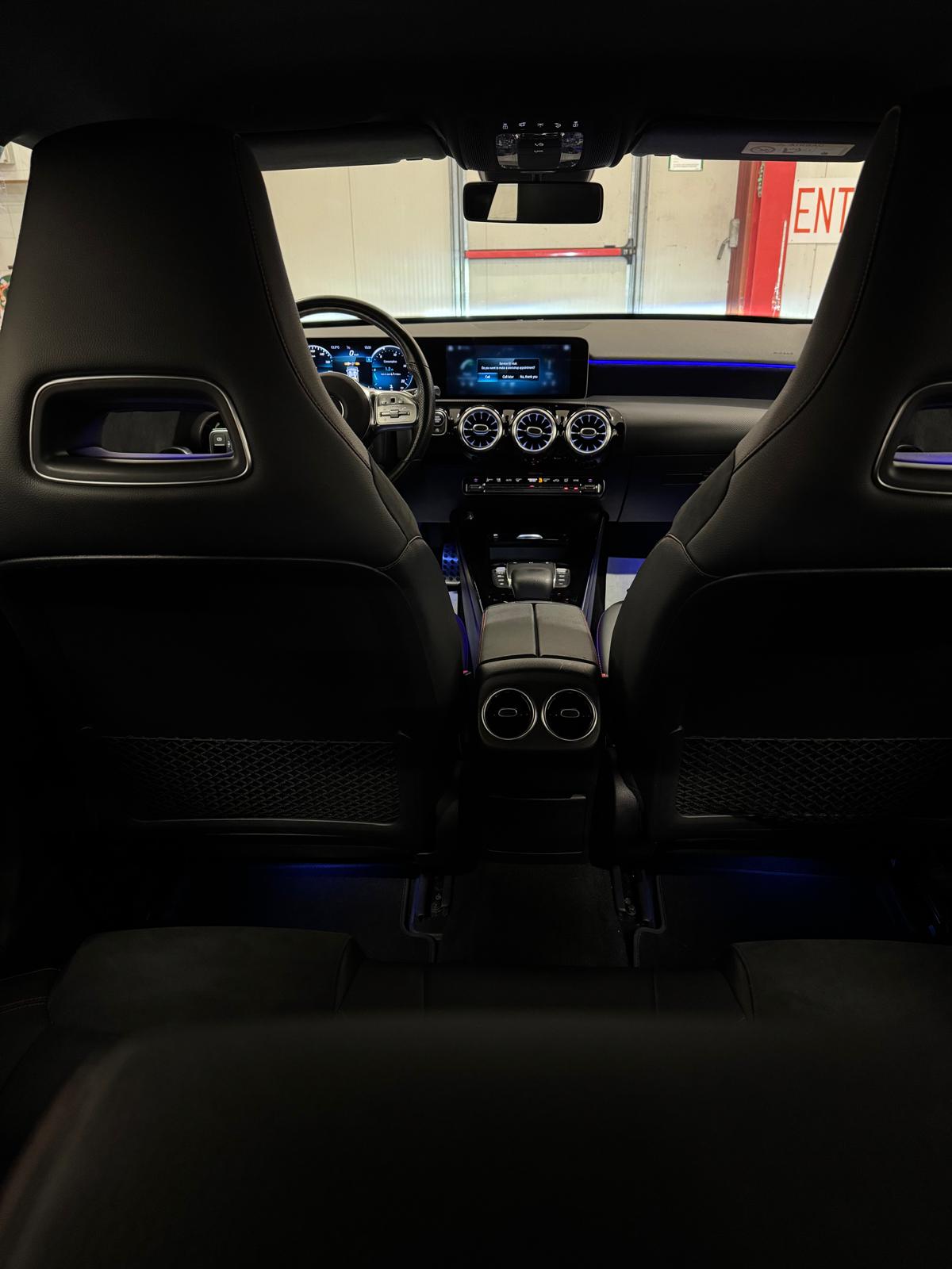 MERCEDES BENZ CLASSE A 180d PREMIUM AMG