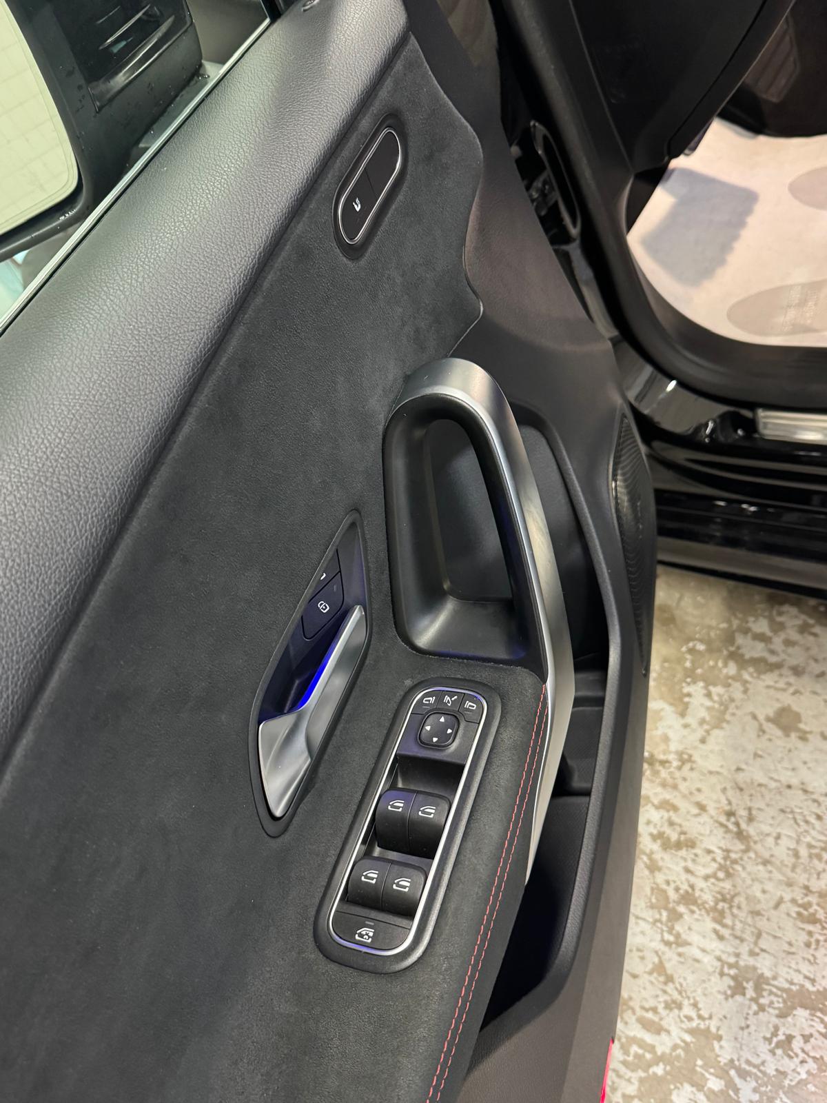 MERCEDES BENZ CLASSE A 180d PREMIUM AMG